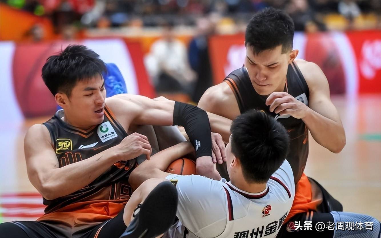 包含山东男篮客场获胜,展现出色的团队合作精神的词条 包含山东男篮客场获胜,展现出色的团队合作精神的词条