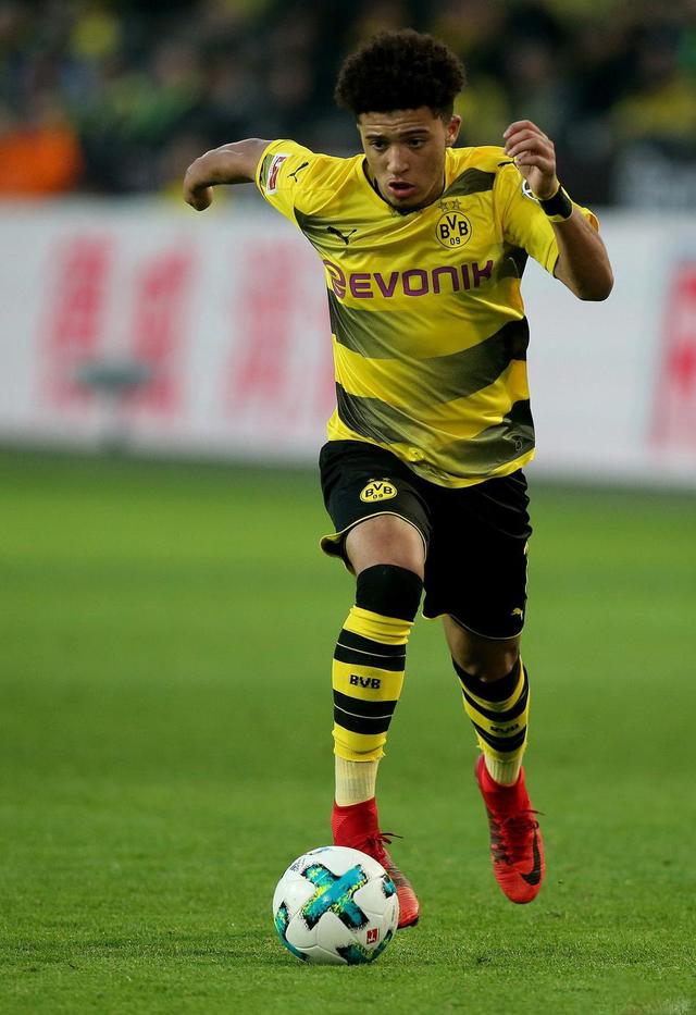 罗马主帅公开表态，不排除接受德国俱乐部邀约的简单介绍