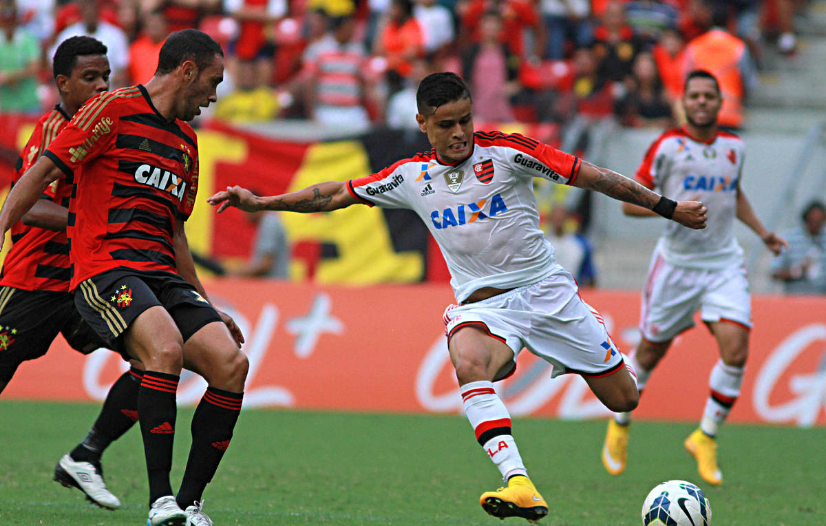 奥萨苏纳展现团结拼搏精神，不惧强敌