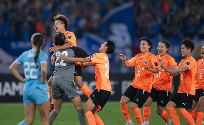 亚冠比赛给粉丝带来一场足坛盛宴(亚冠比赛给粉丝带来一场足坛盛宴英文)